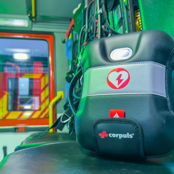 Neuer Defibrillator für die Einsatzabteilung